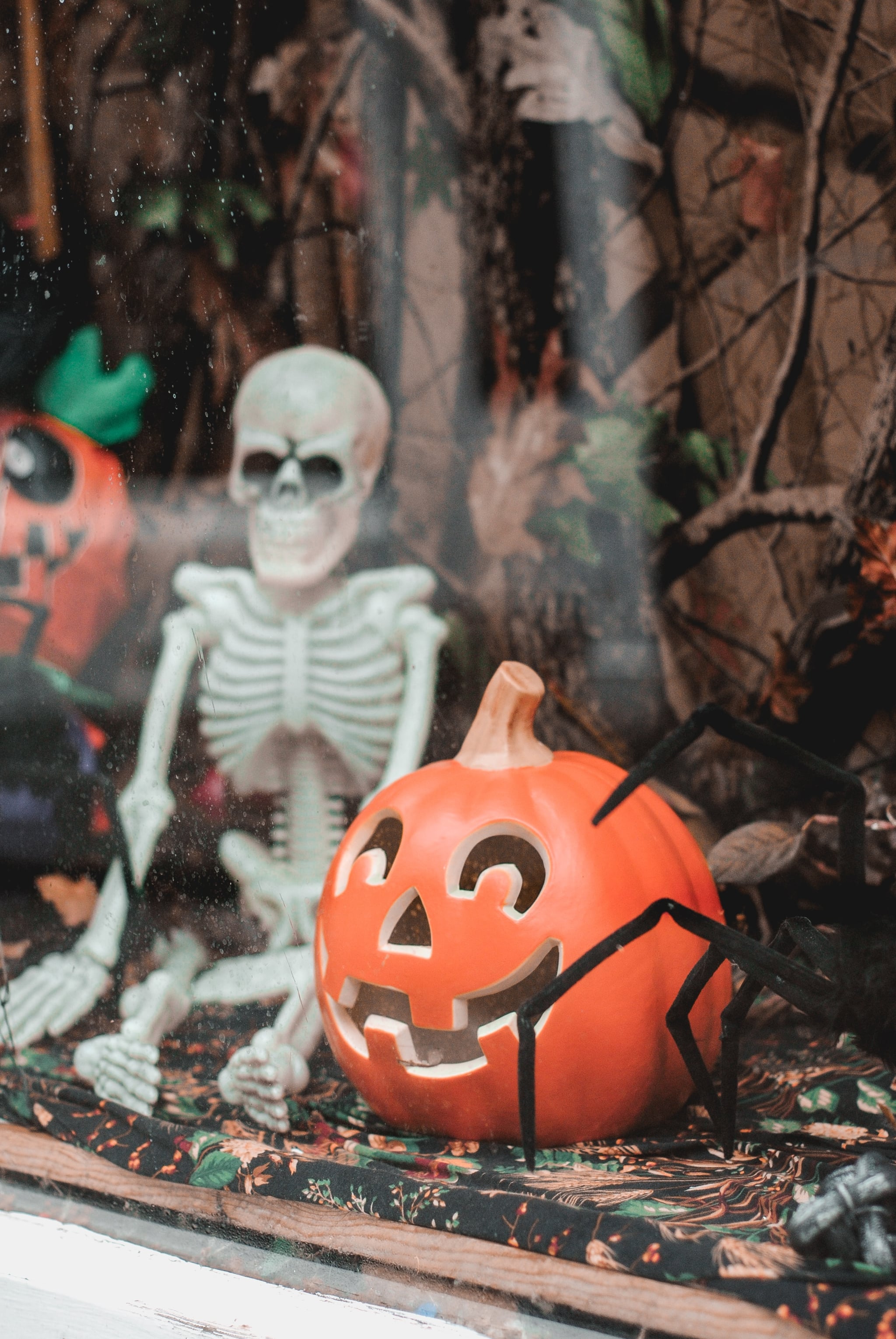 Aesthetic Halloween Minimalist Wallpapers - Spooky Wallpapers