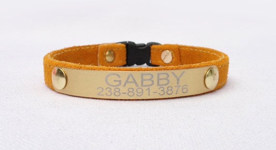 suede collar