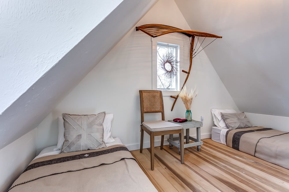 A peek at the upstairs loft.