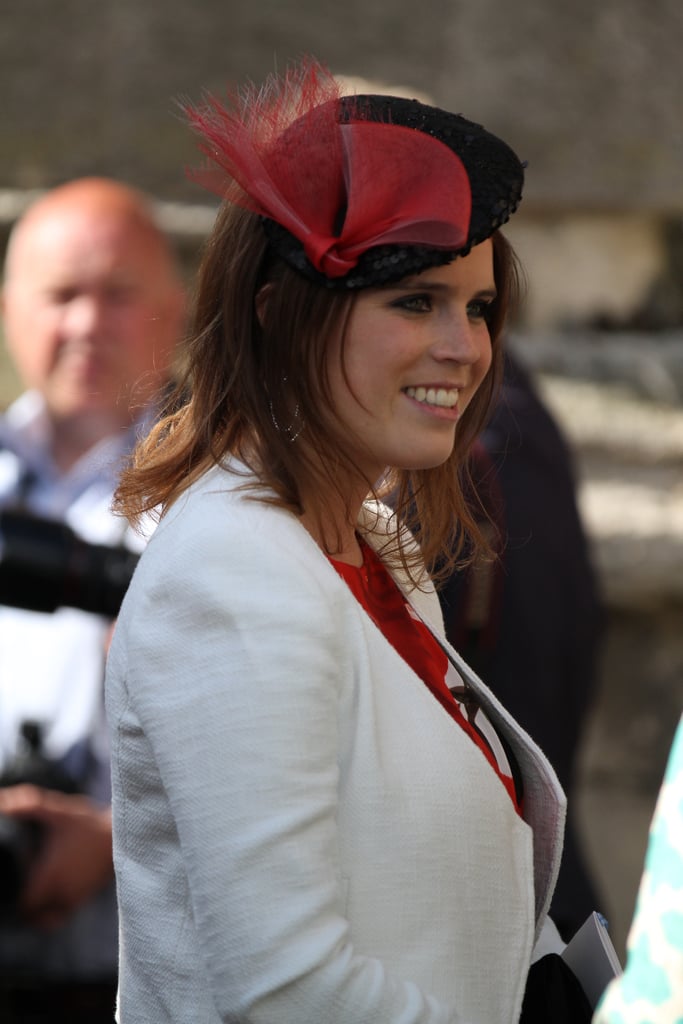 For the wedding of her friends Rupert Finch and Natasha Rufus, the princess wore a black hat with red tulle.