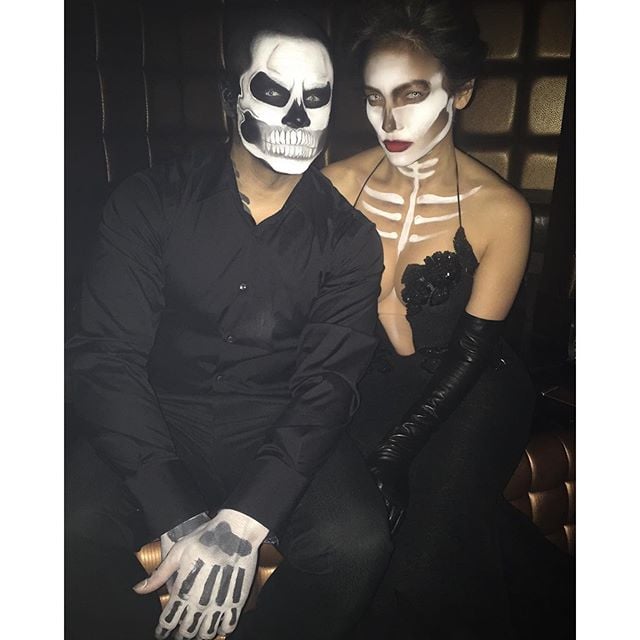 Jennifer Lopez and Casper Smart Skeleton Halloween Costumes | POPSUGAR ...