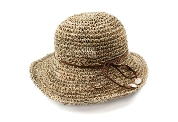 <B>Must Have Fashion</b>