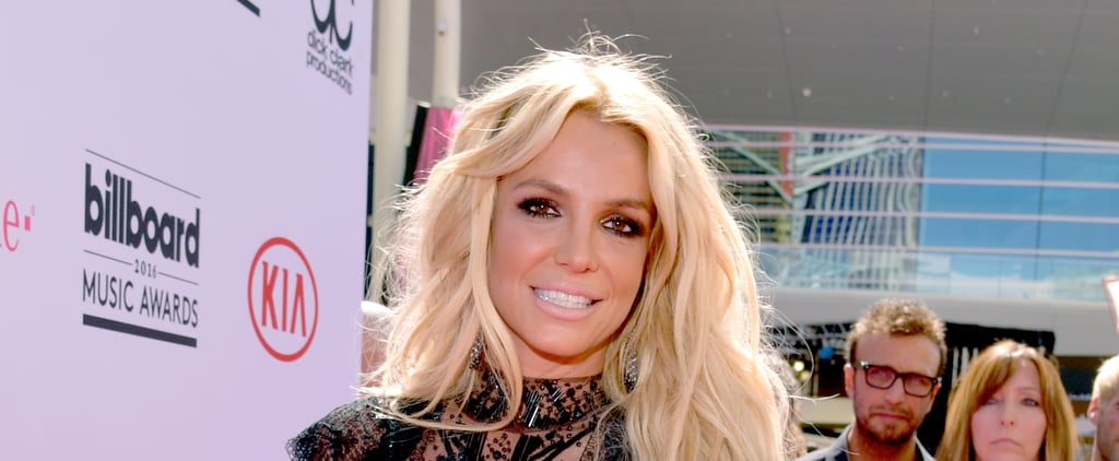 Britney Spears Signs a £11 Million Tell-All Book Deal