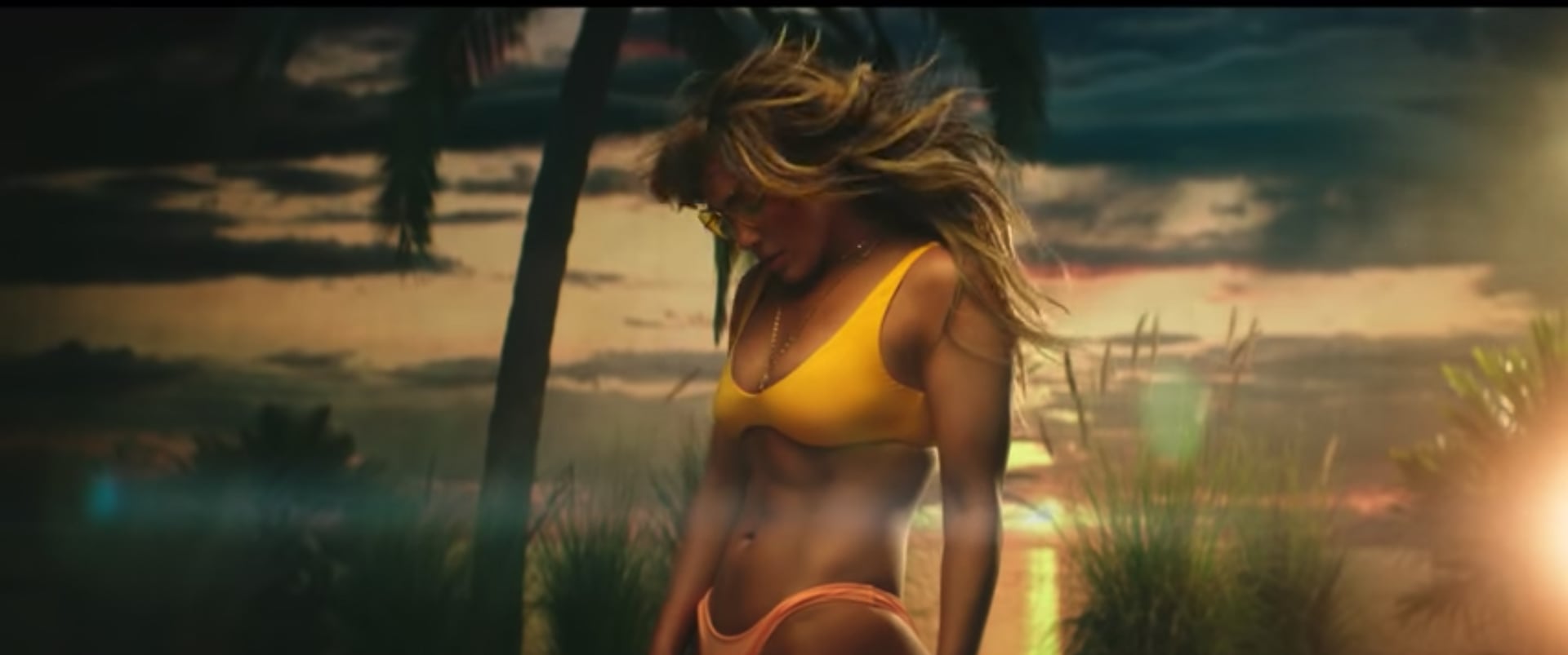 Jennifer Lopez And Bad Bunny Te Guste Music Video Popsugar
