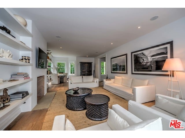 Chris Hemsworth and Elsa Pataky Selling Malibu Home