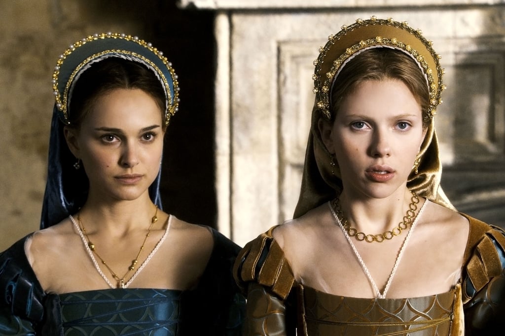 Sister Halloween Costumes: Anne and Mary Boleyn From "The Other Boleyn Girl"