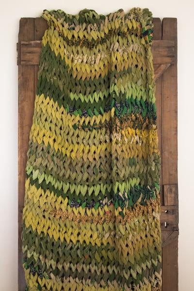 Olive Chunky Knit Sari Throw