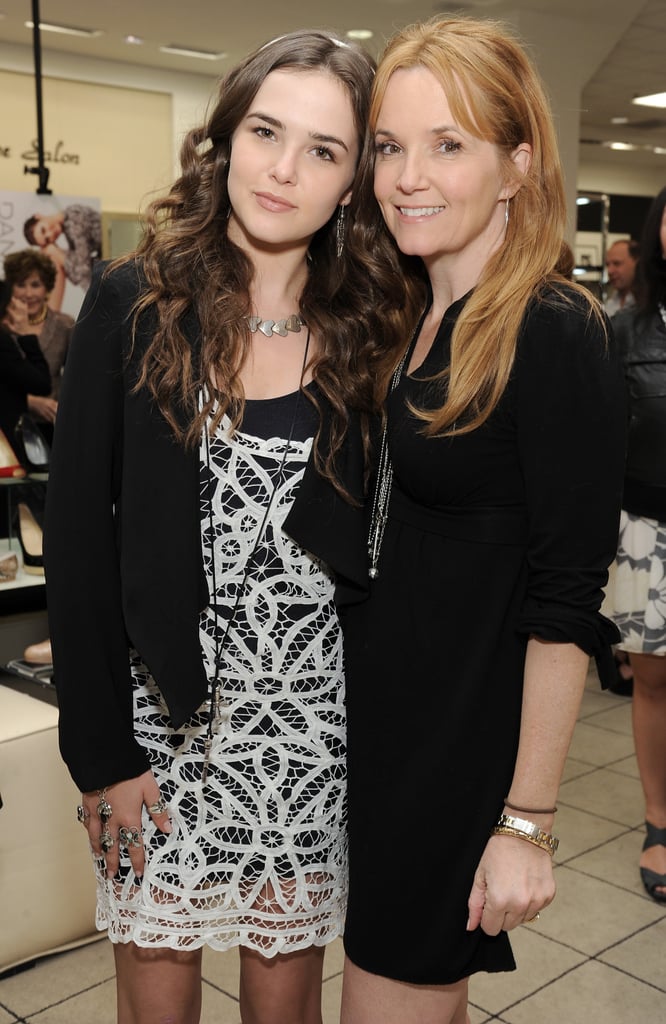 Zoey Deutch and Lea Thompson Pictures