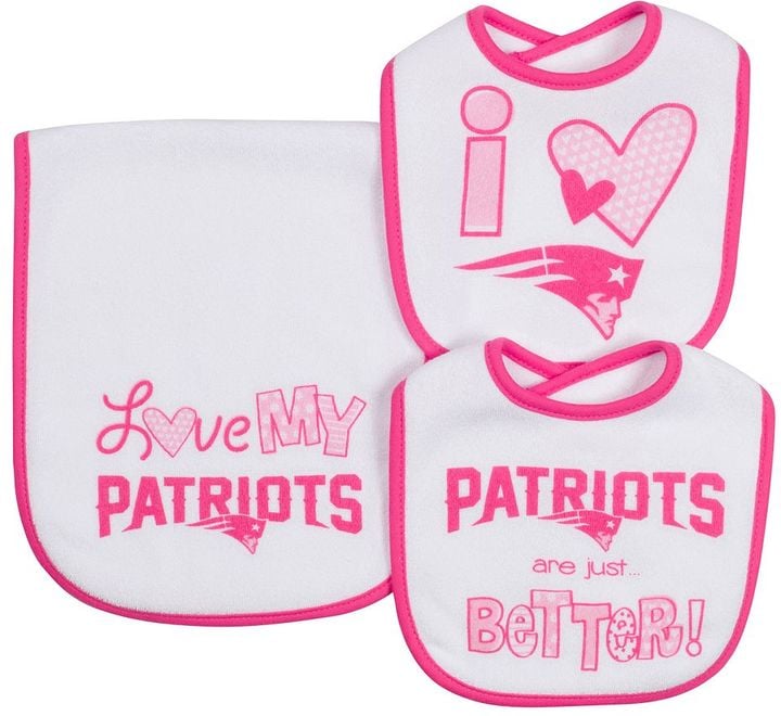 Gerber Baby New England Patriots Bib and Burp-Cloth Set