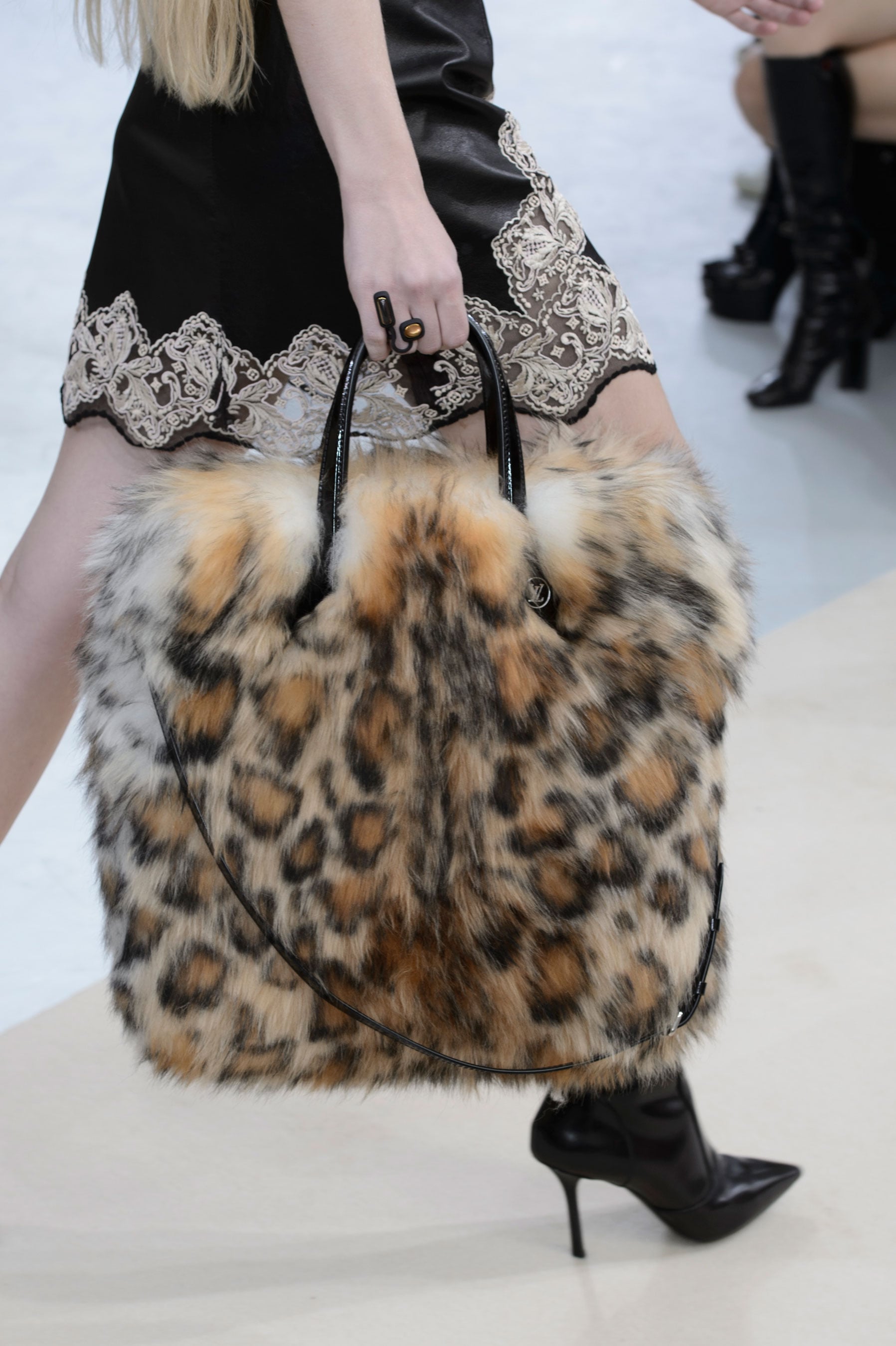 Louis Vuitton - Authenticated Sandal - Faux Fur Multicolour Plain for Women, Never Worn, with Tag