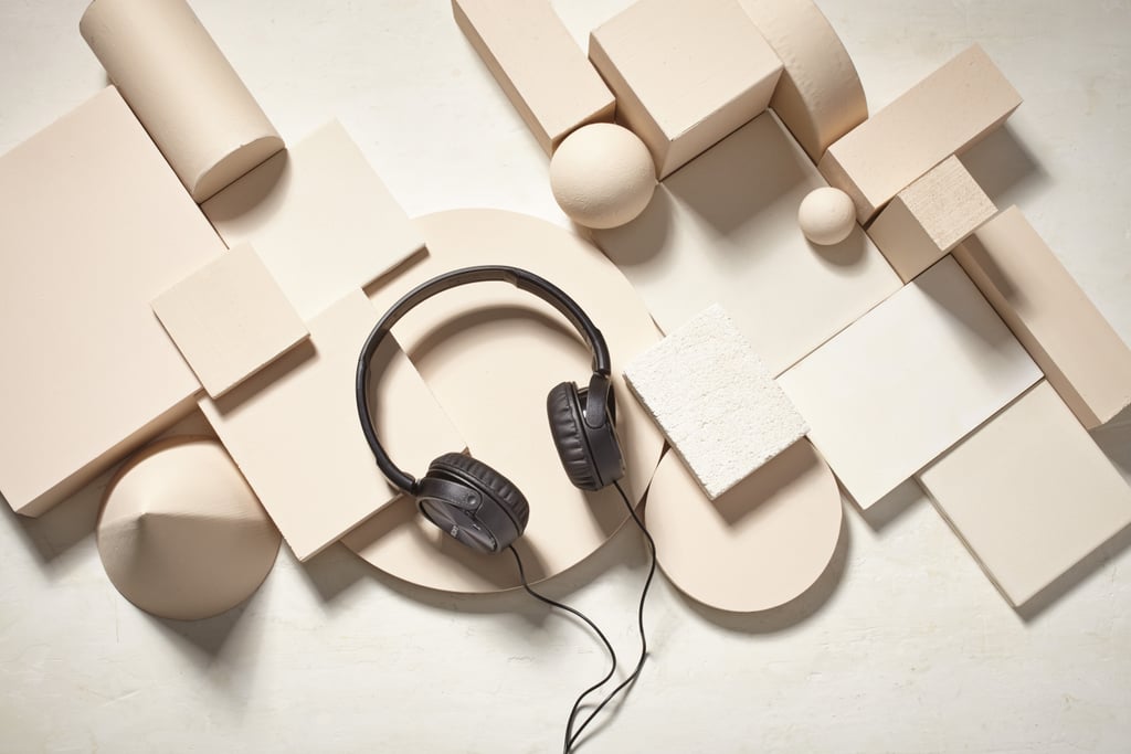 Noise-canceling headphones