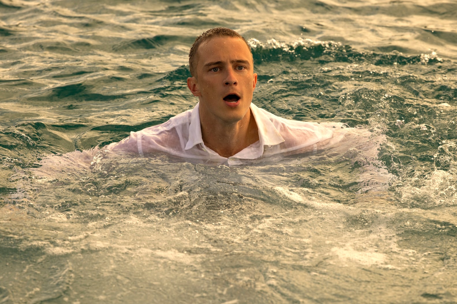 Outer Banks: Rafe Cameron's Buzz Cut Is the Star of Season 3 | POPSUGAR Beauty