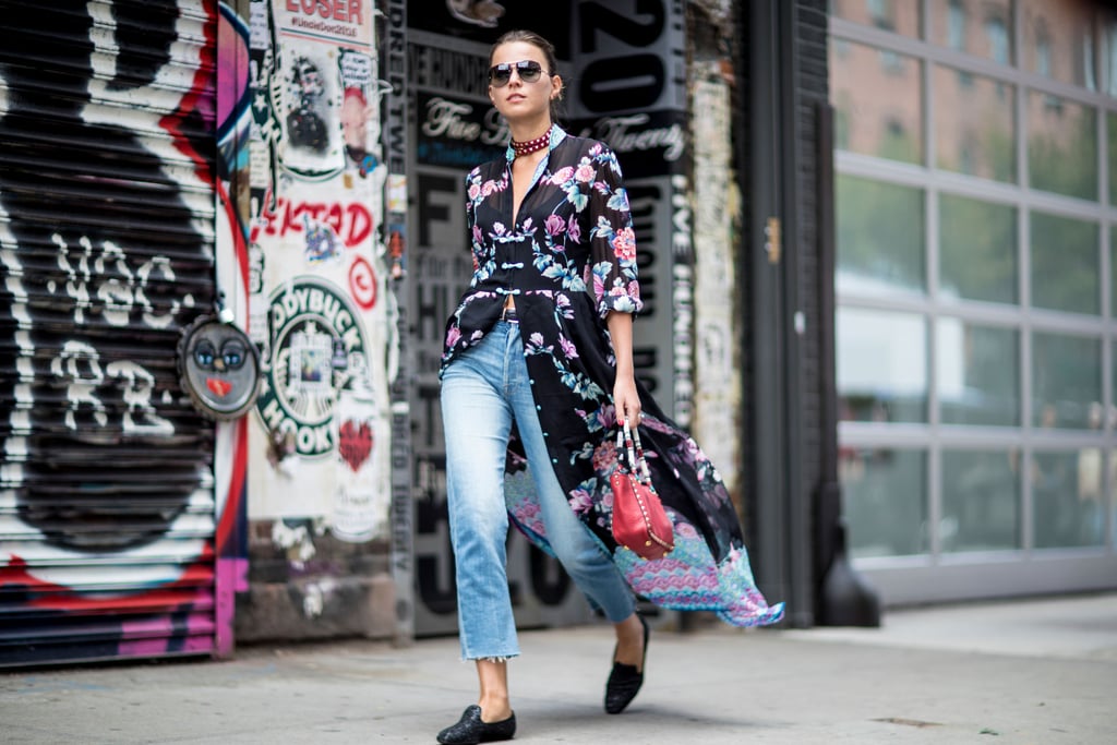 A Long, Breezy Layer Over Cropped Jeans Makes For a Cool, Carefee Look