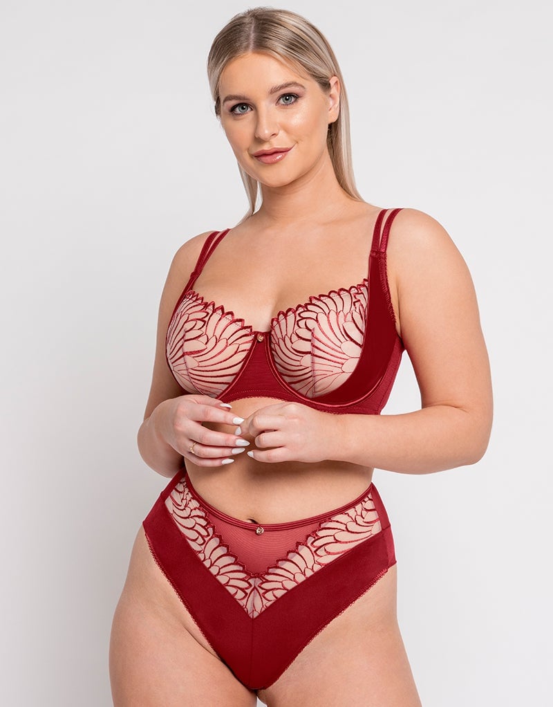 Scantilly Black Magic Plunge Bra, 17 Red-Hot Pieces of Lingerie That'll  Make You Feel Sexy as Hell This Valentine's Day