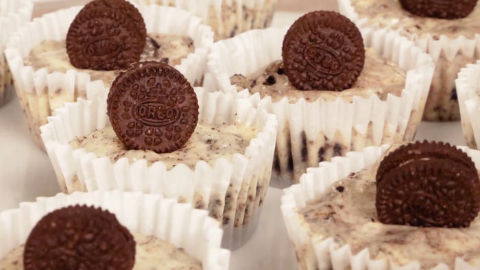 Cookies and Cream Cheesecake Cups