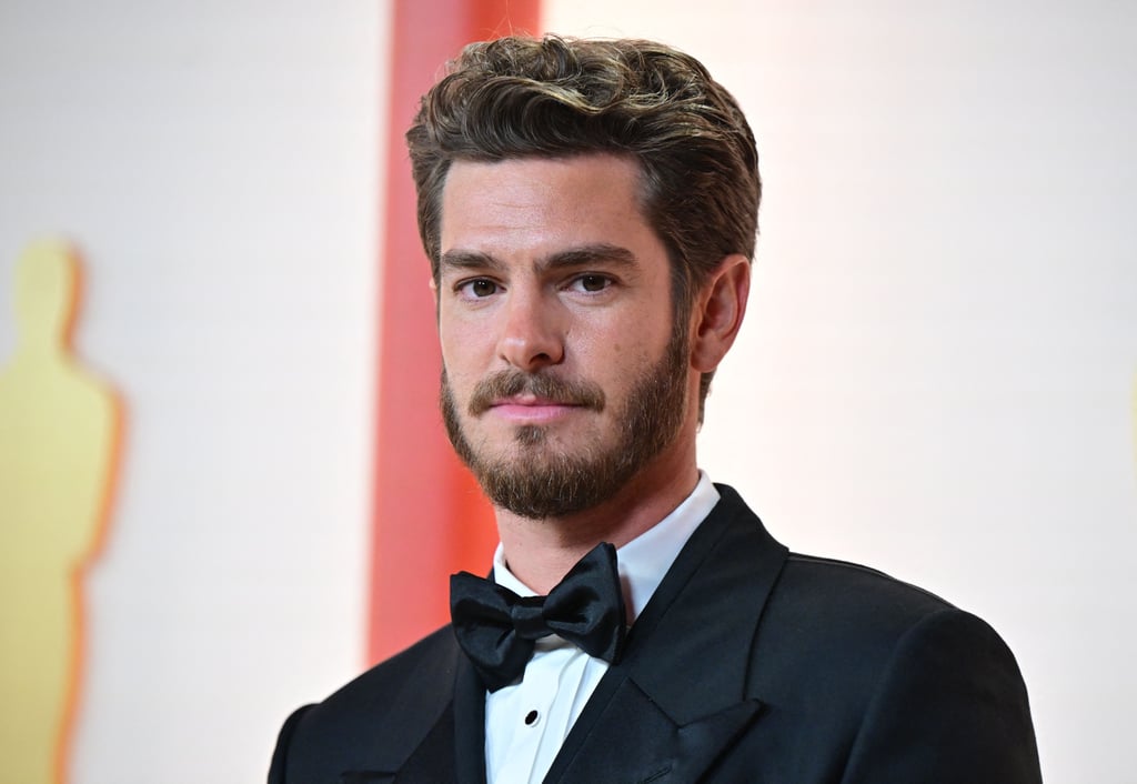 Andrew Garfield's Awkward Oscars Smile Inspires a Meme