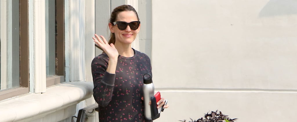 Jennifer Garner Out in LA June 2016