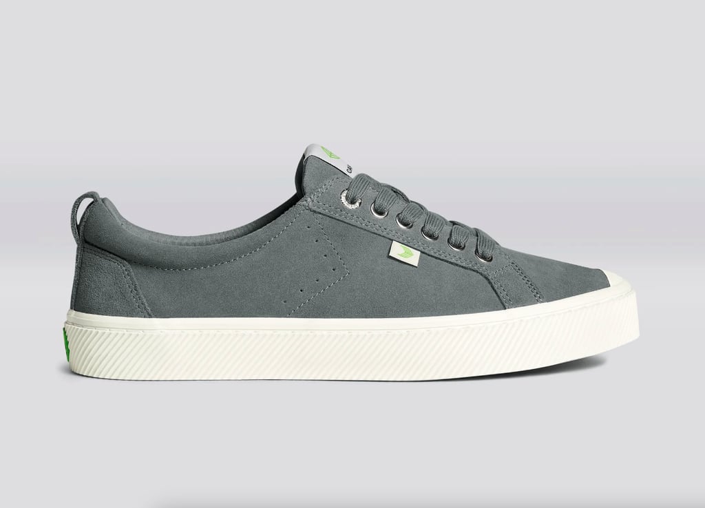 Cariuma Oca Low Charcoal Grey Suede Sneaker