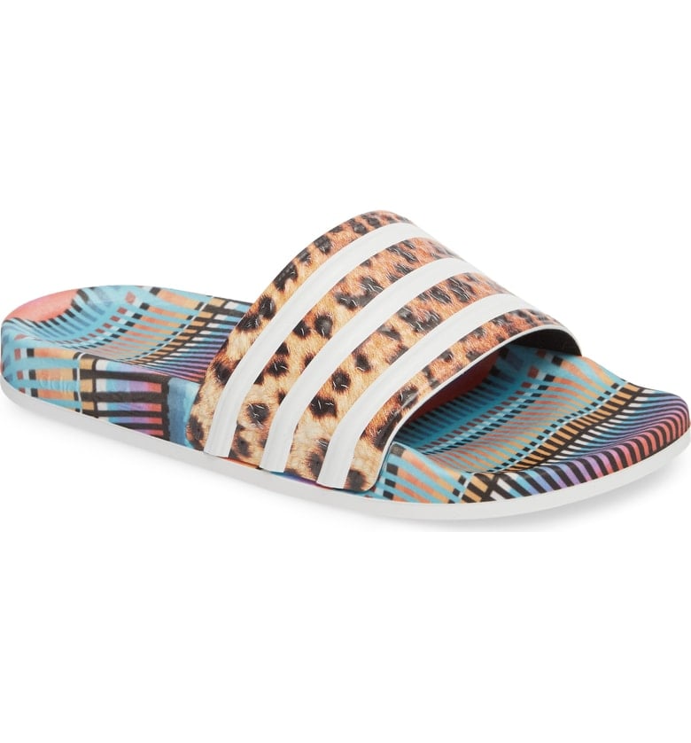 Adilette slides leopard 2025