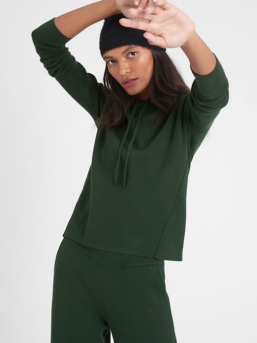 Sweater Hoodie in Enchanted Forest Green