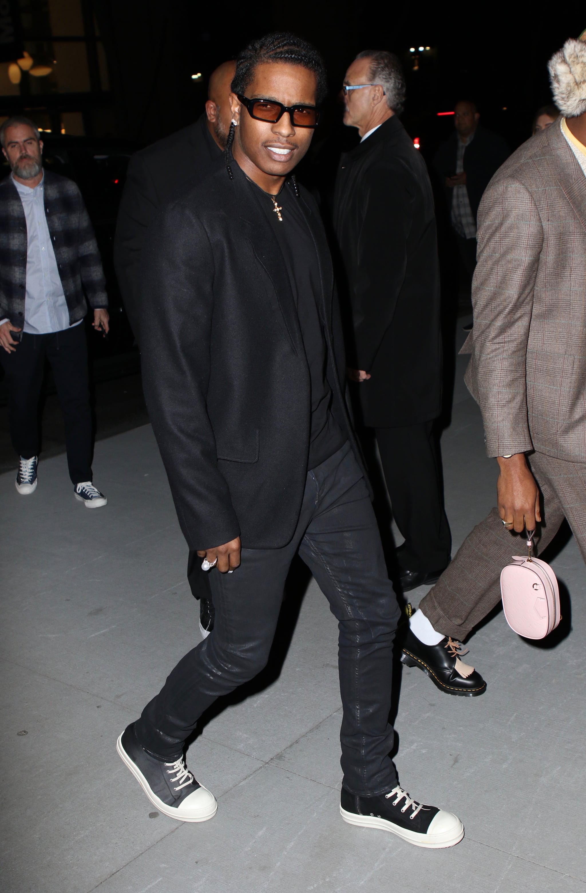 UpscaleHype - ASAP Rocky Wears Berluti Suit and Dior Homme Sneakers at the  Diamond Ball  -wears-berluti-suit-and-dior-homme-sneakers-at-the-diamond-ball/ -  UpscaleHype