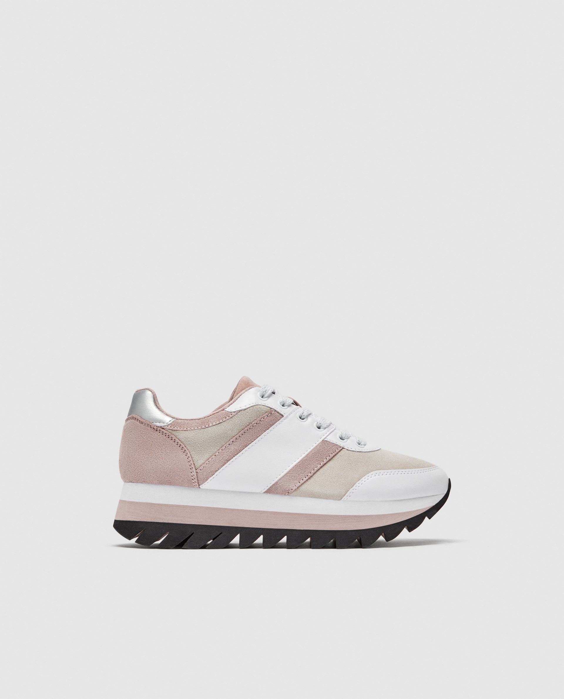 Kendall Jenner Yeezy Sneakers PS Fashion