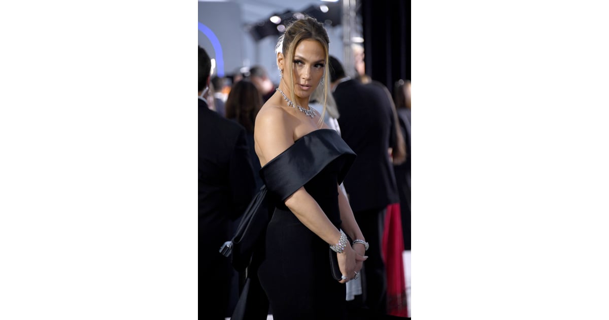 Jennifer Lopez Wore A Black Dress To The Sag Awards 2020