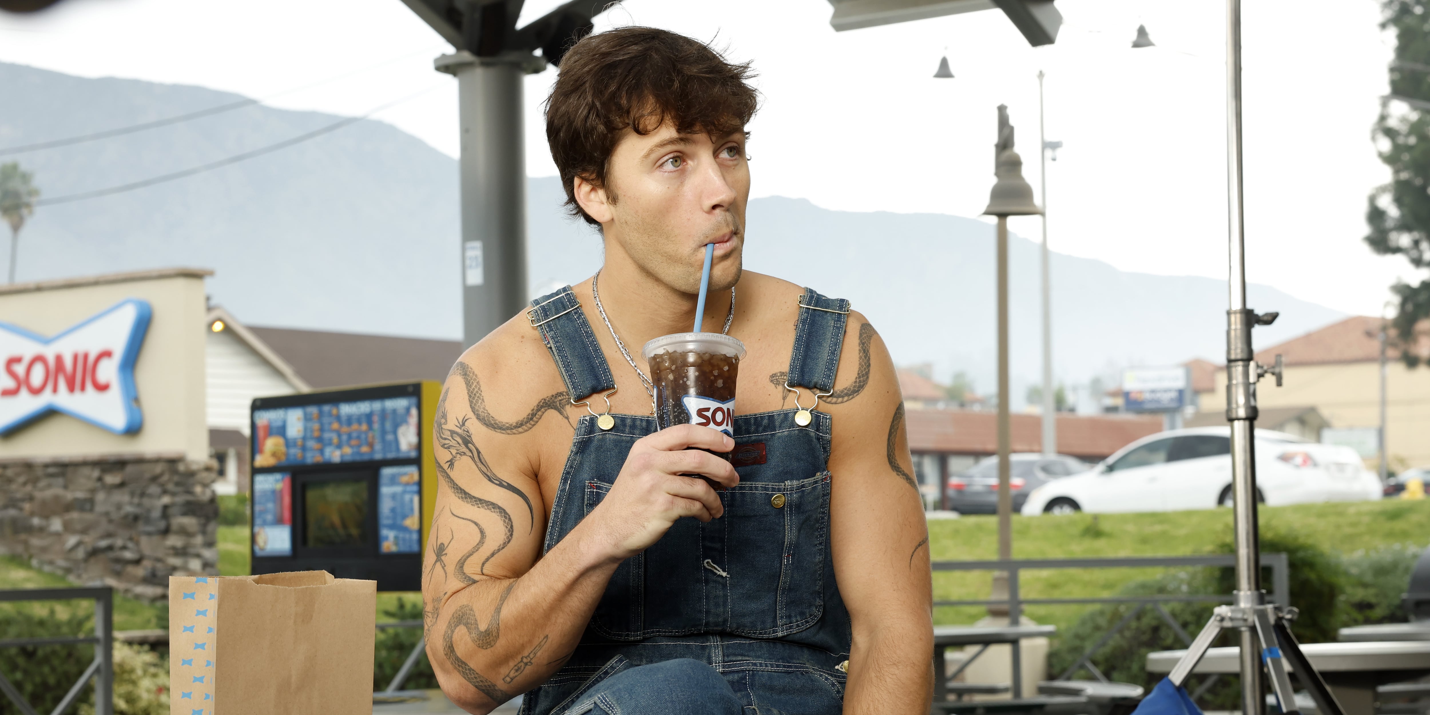 Rob Rausch Knows You Want the "Traitors" Tea