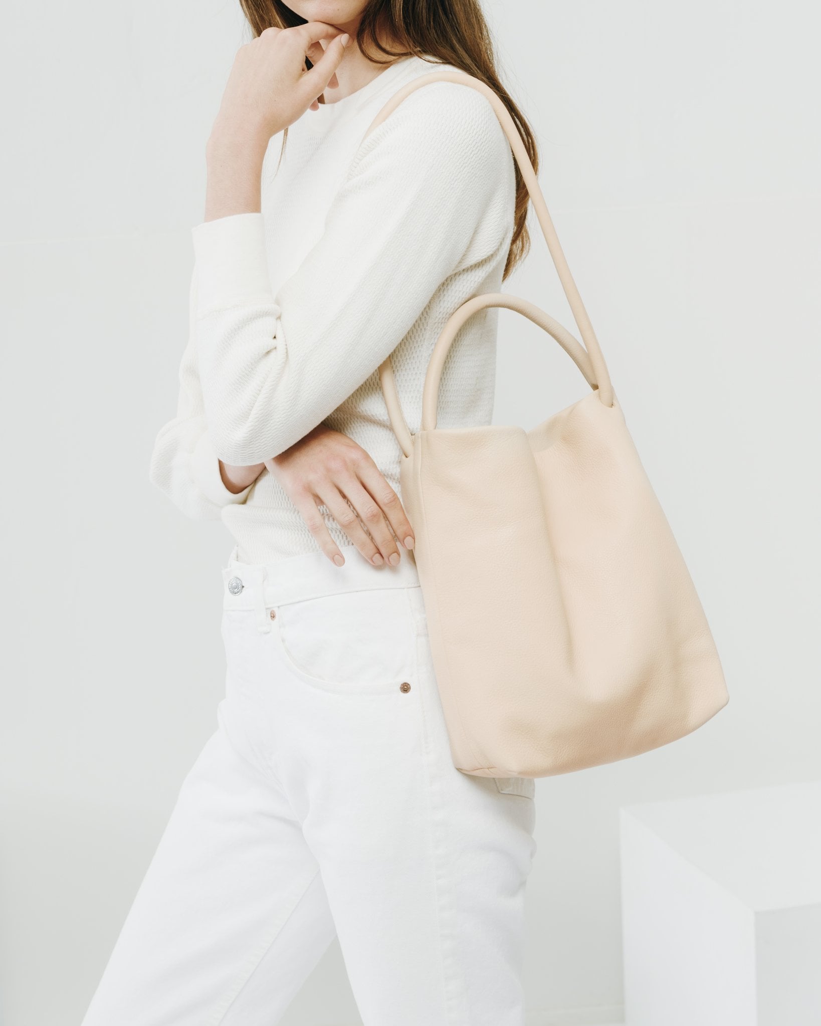 Baggu soft leather shoulder bag sales