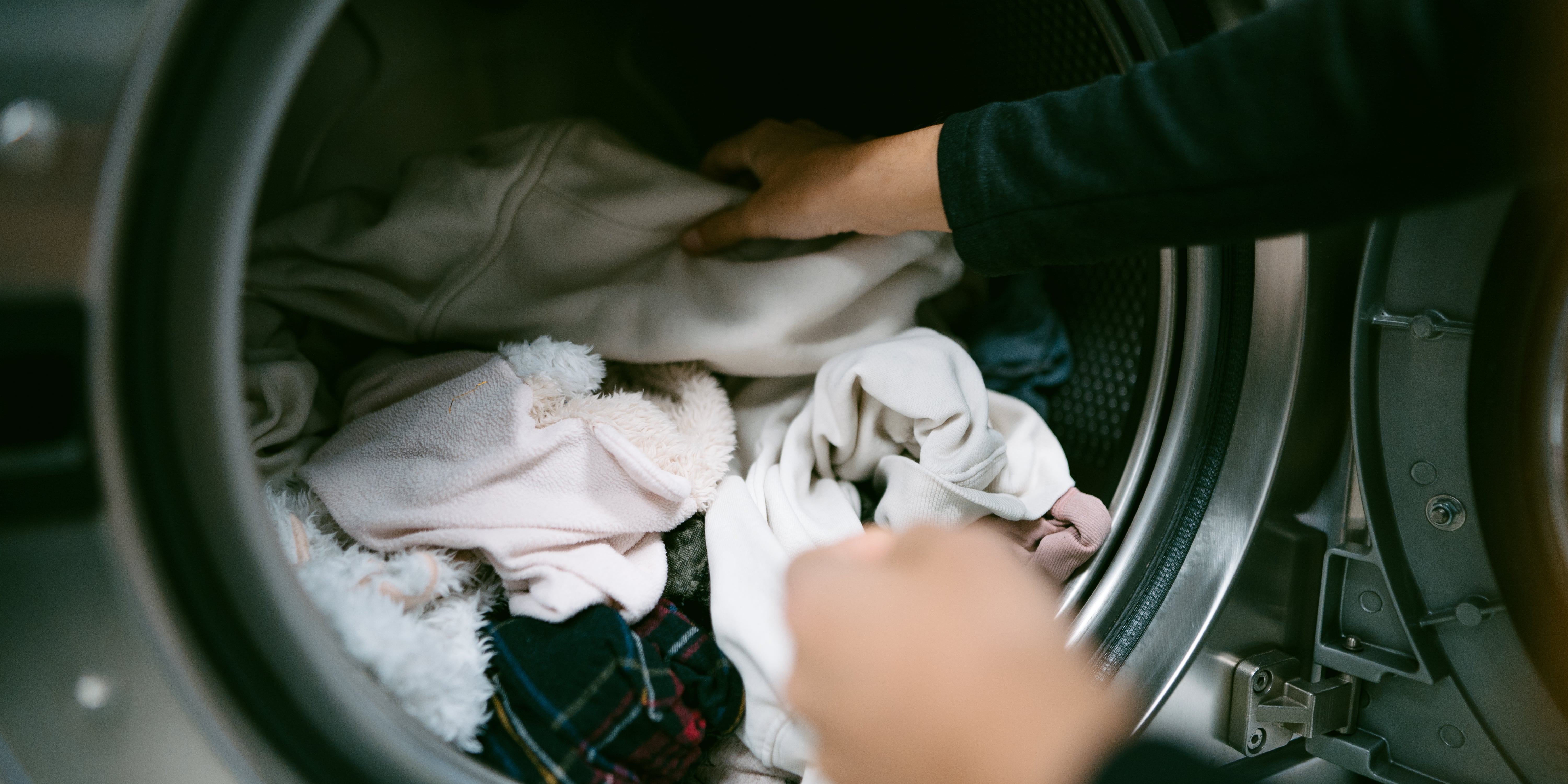 6 Eczema Triggers to Avoid, According to Doctors | PS Beauty