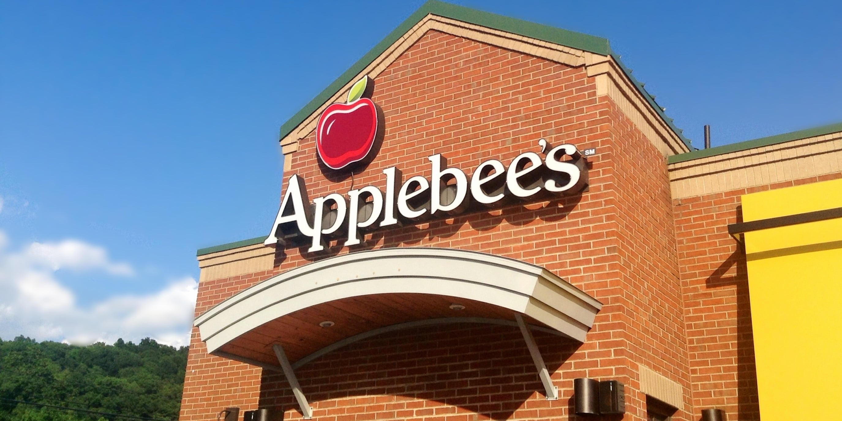 Applebee's Dollar Zombie Drinks October 2018 POPSUGAR Family