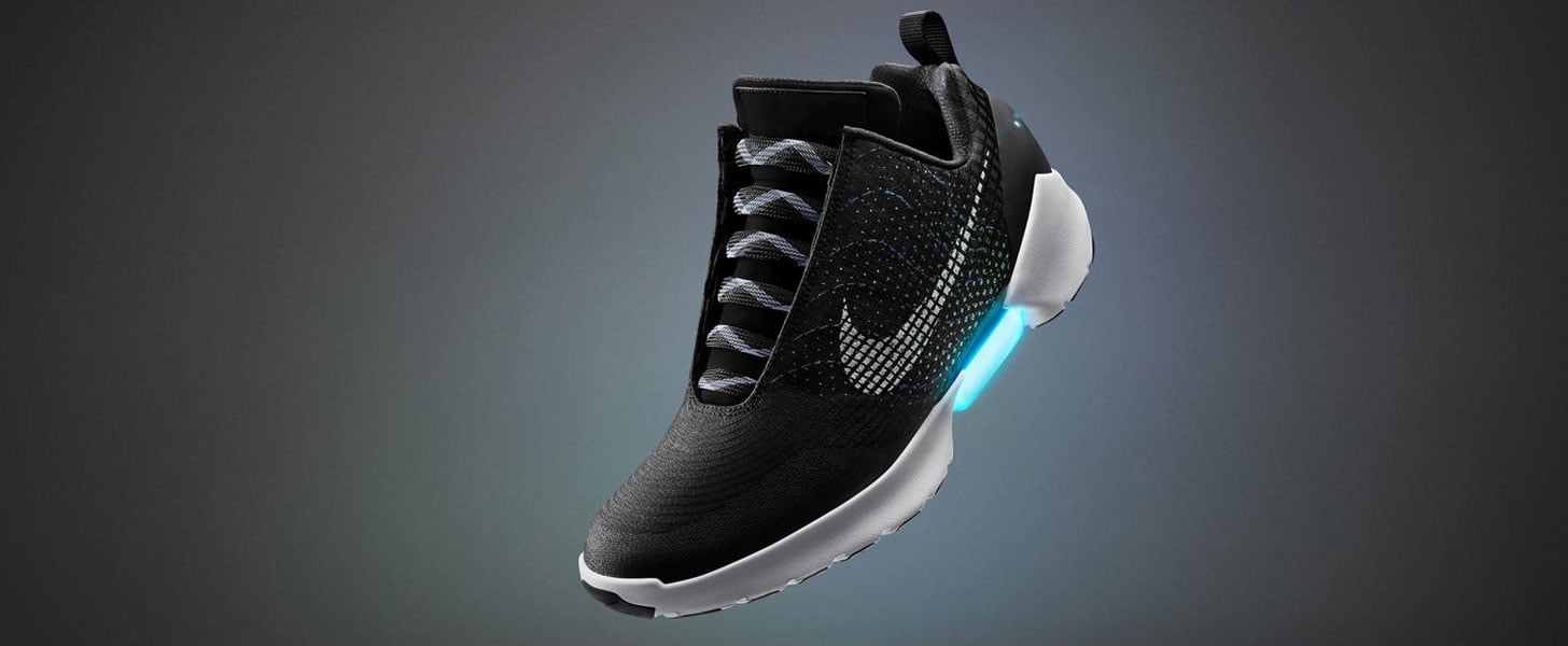 nike that lace it self