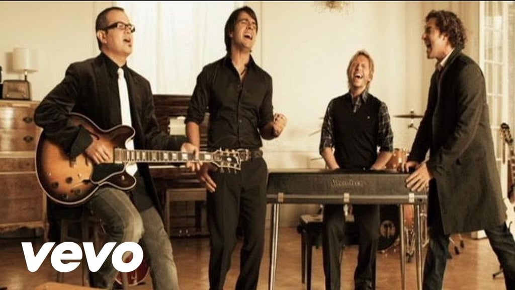 "Aqui Estoy Yo" by Luis Fonsi, Aleks Syntek, Noel Scharjris, and David Bisbal