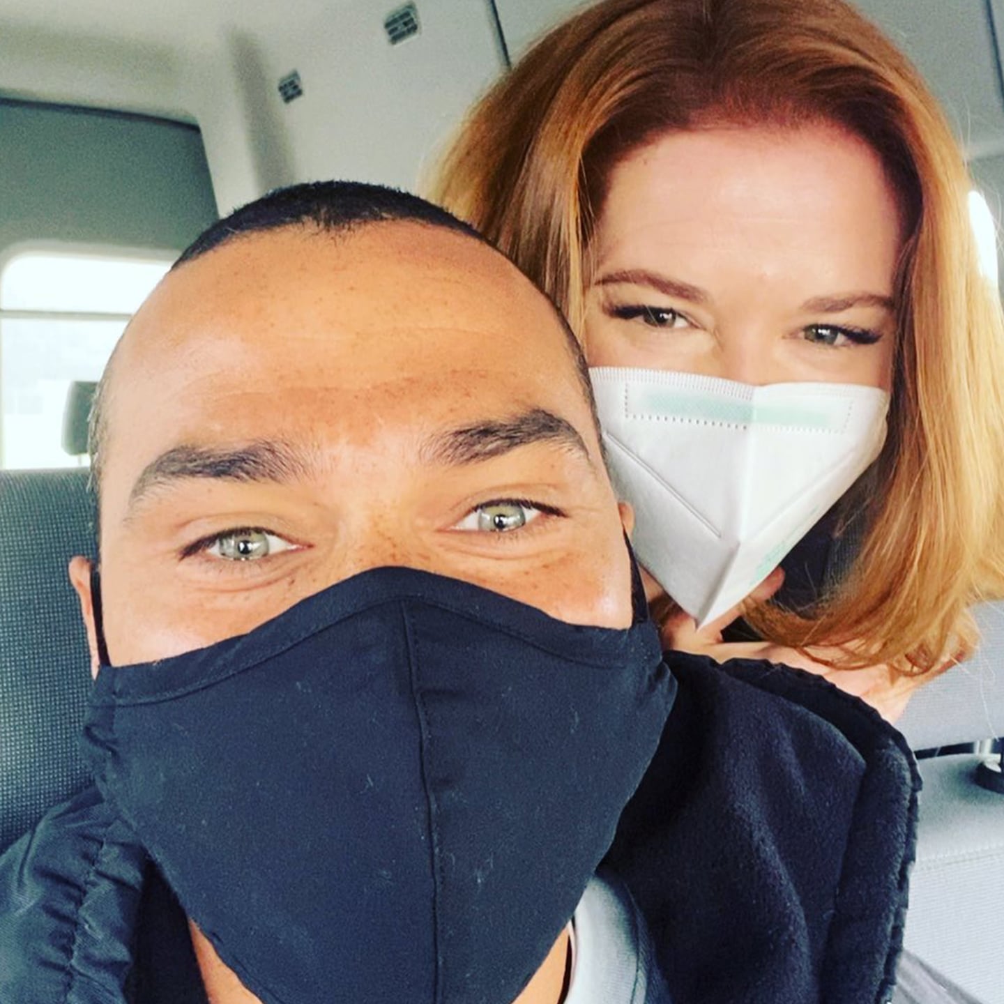 Jesse Williams And Sarah Drew Reunite On Grey S Anatomy Set Popsugar Entertainment