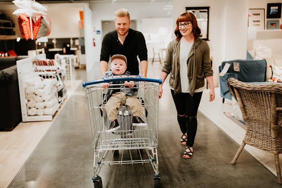 How Creative Is This Family Photo Shoot in Ikea?