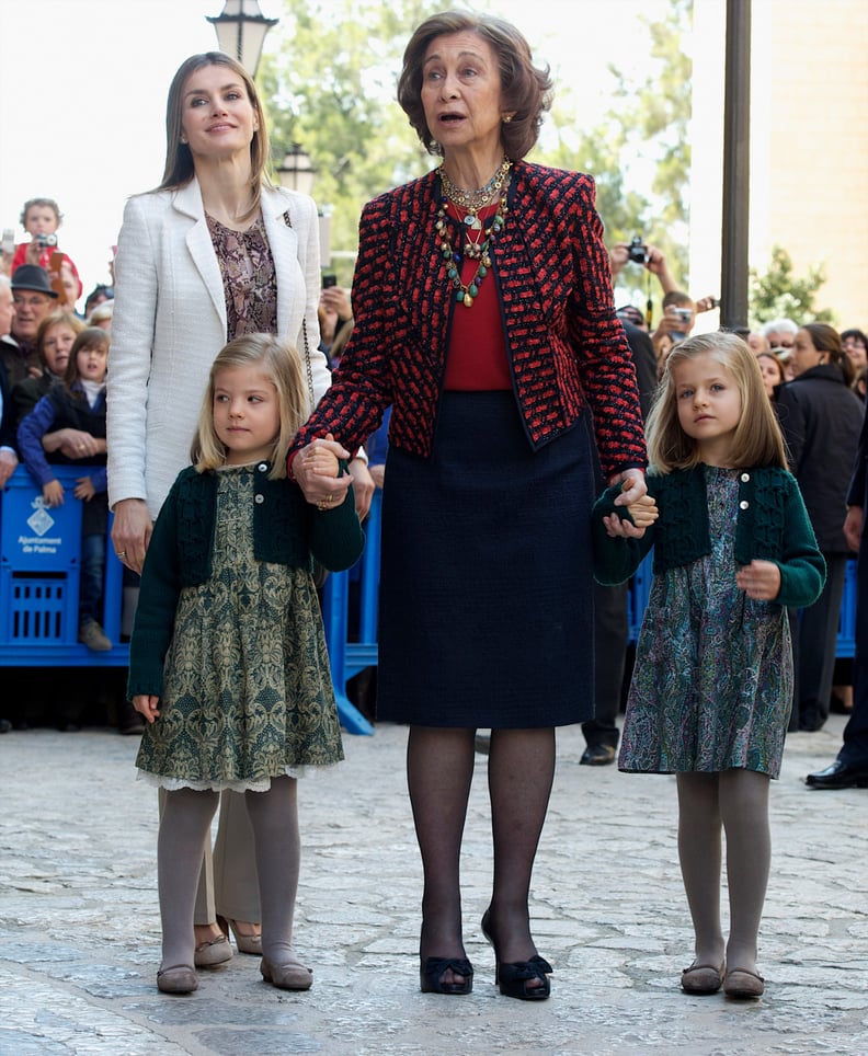 Princess Leonor and Infanta Sofía in 2011