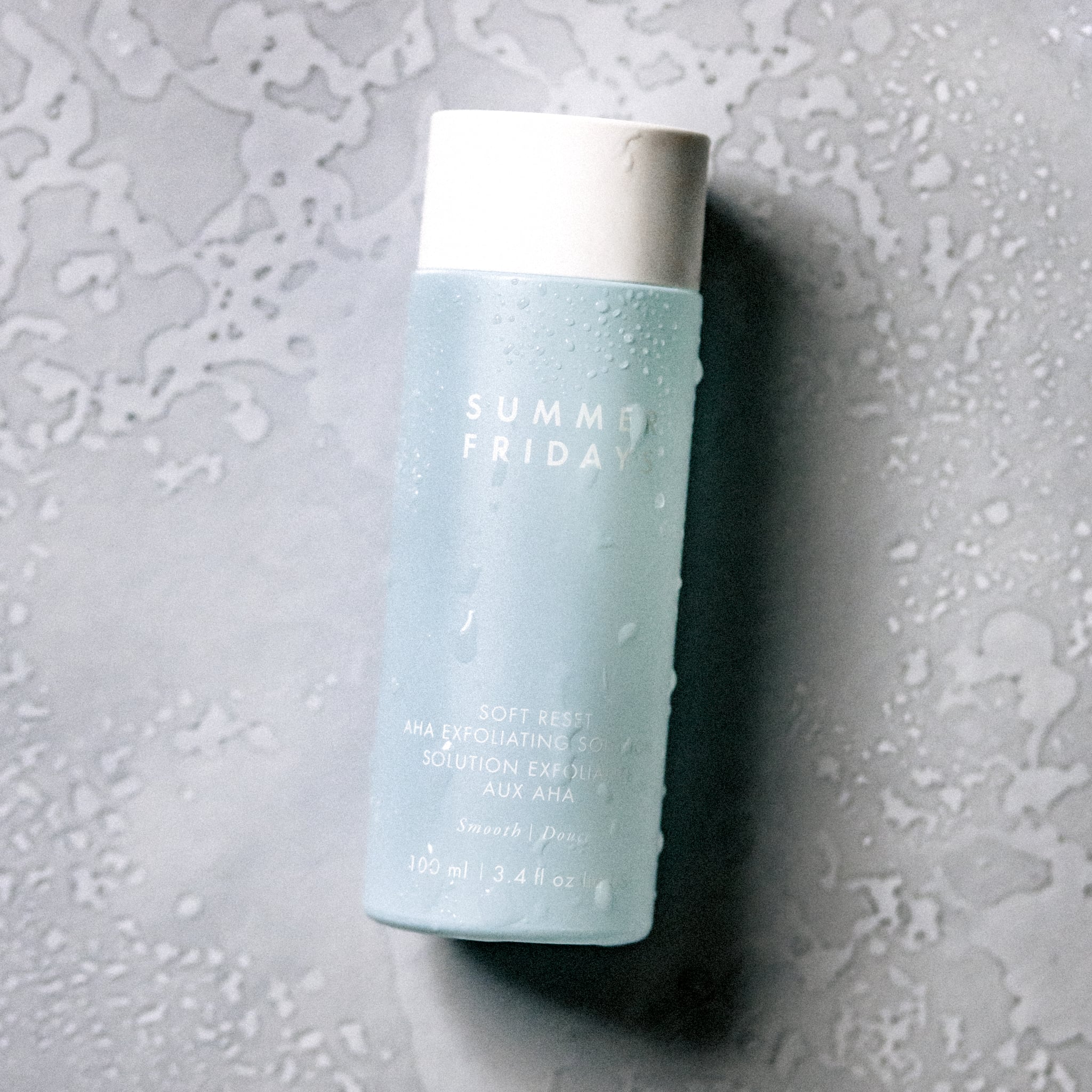 summer fridays soft reset aha exfoliating solution
