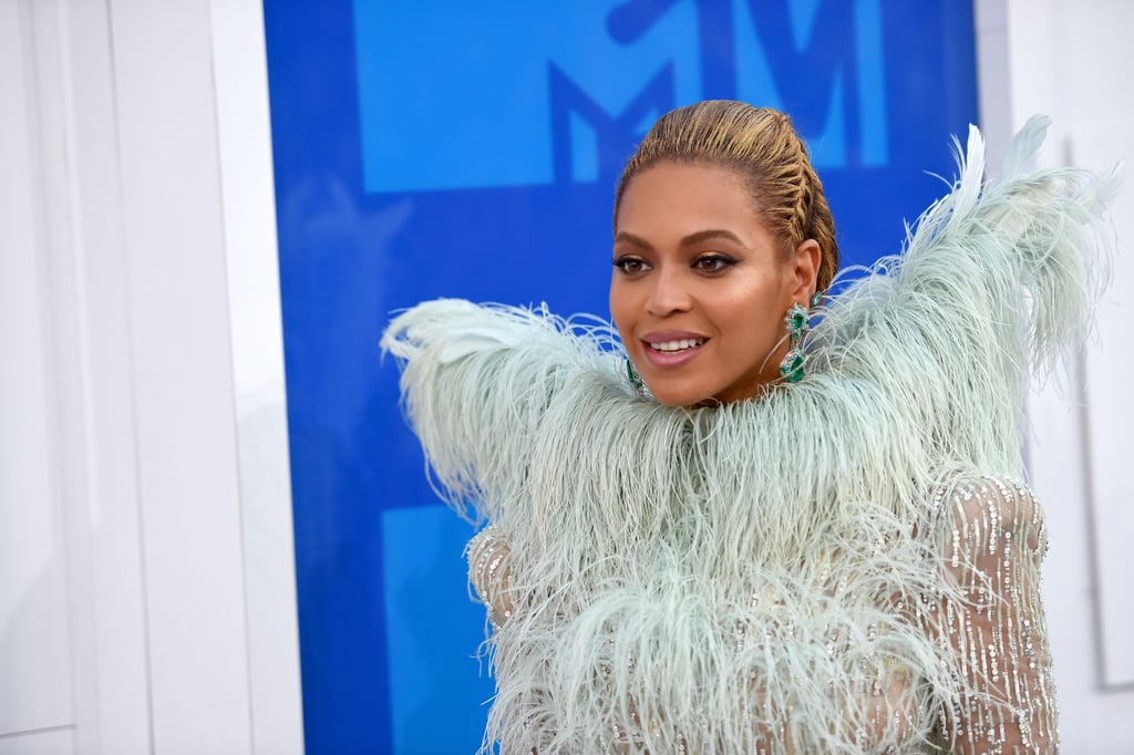 Reactions to Beyonce at the 2016 MTV Video Music Awards