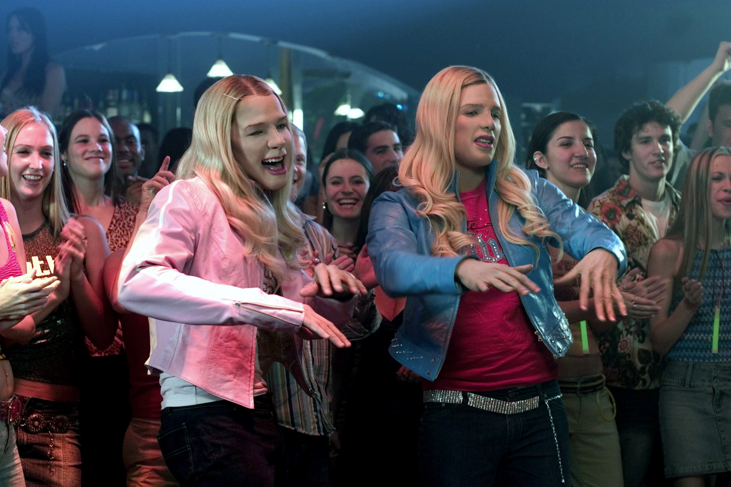 Busy Philipps recreates her iconic dance-off scene from White Chicks with  co-stars Jaime King