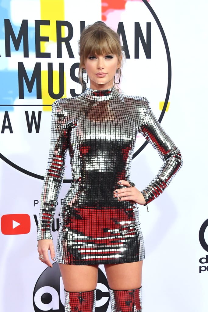 Taylor Swift at the 2018 American Music Awards | POPSUGAR Celebrity ...