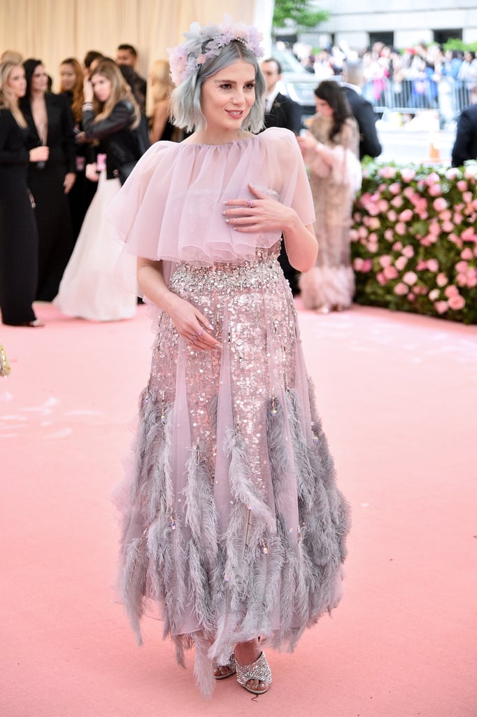 Lucy Boynton's Blue Hair at the 2019 Met Gala