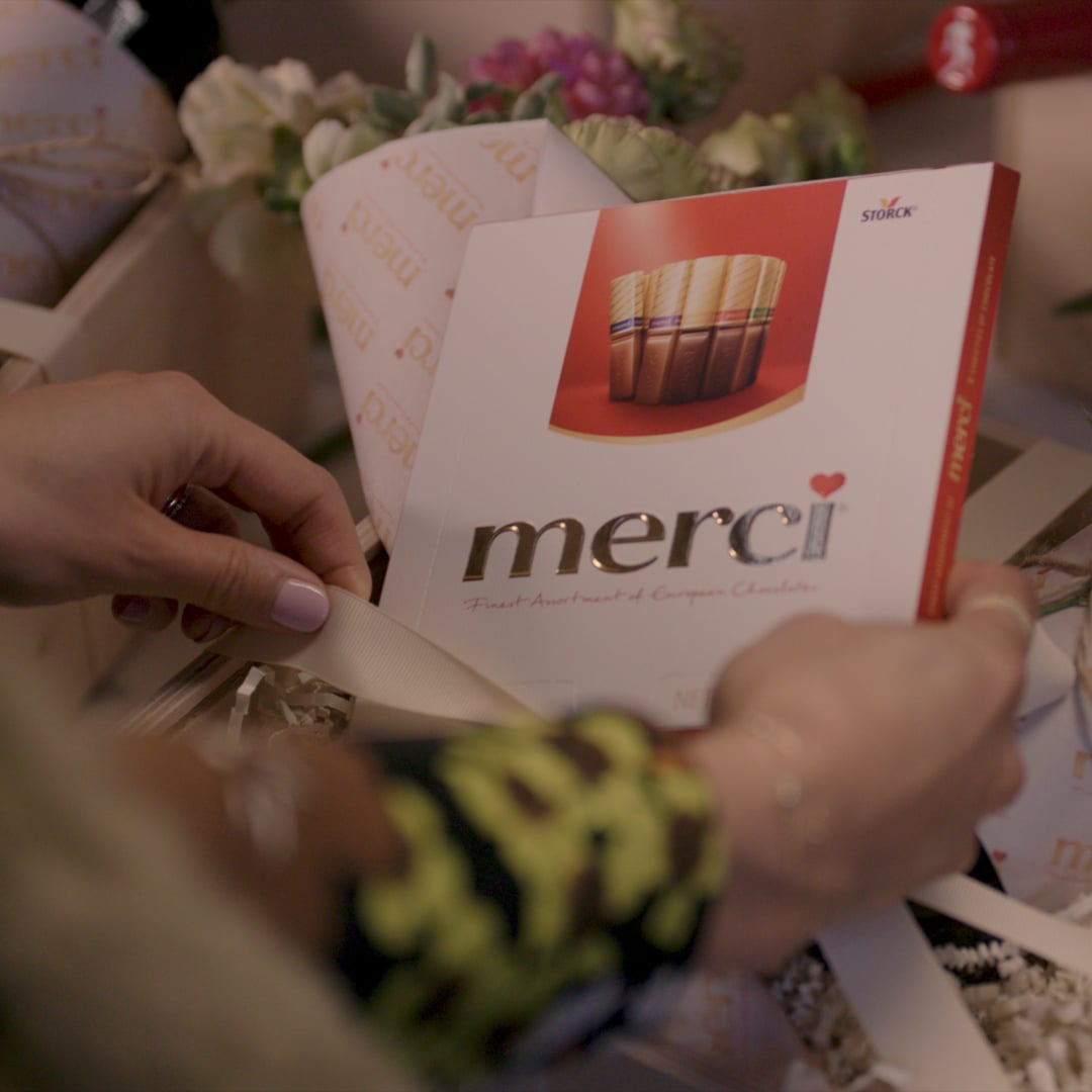 How To Host A Gratitude Dinner Popsugar Smart Living Oui merci magali d'etre la franchement gratitude!! how to host a gratitude dinner