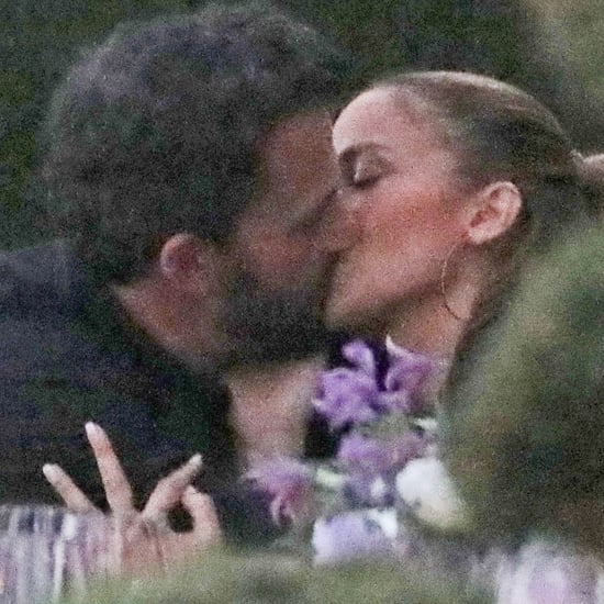 Jennifer Lopez and Ben Affleck Kissing in Malibu | Pictures