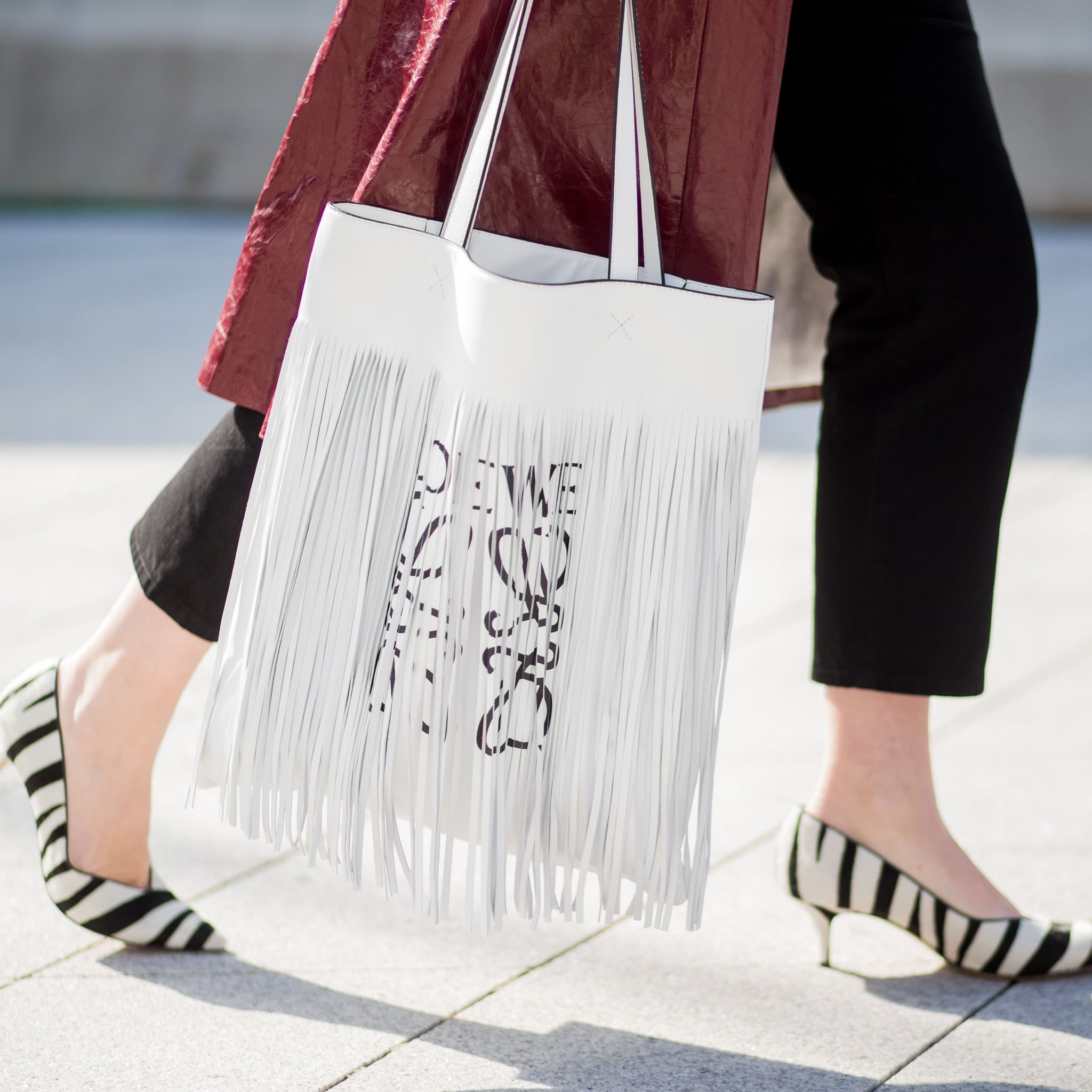 handbag that can fit laptop