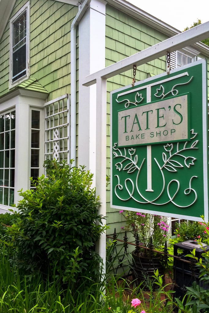 Now, you can't visit Southampton without stopping by Tate's Bake Shop. Trust me on this one. This adorable little cottage whips up some of the sweetest cakes, cookies, and other homemade baked goods I've ever tasted.