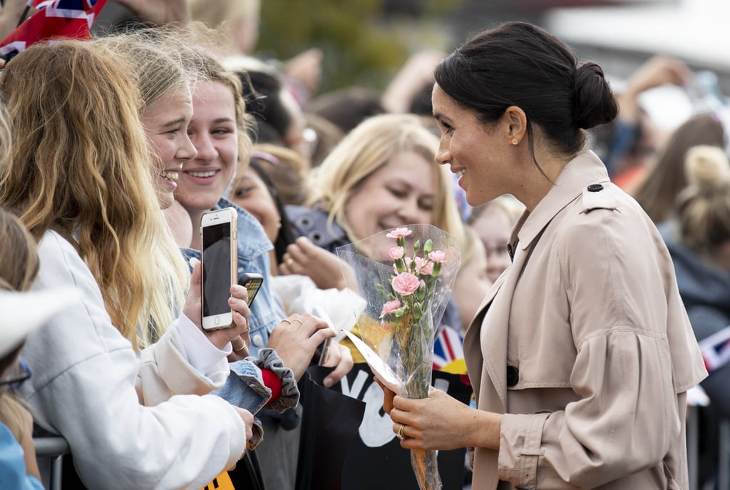 Prince Harry Comforts a Boy in New Zealand 2018