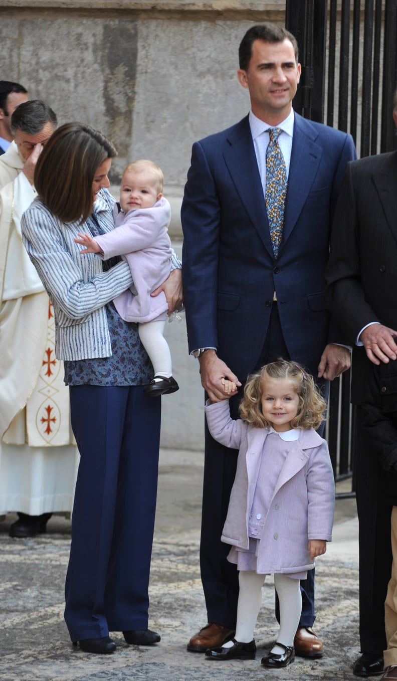 Princess Leonor and Infanta Sofía in 2008