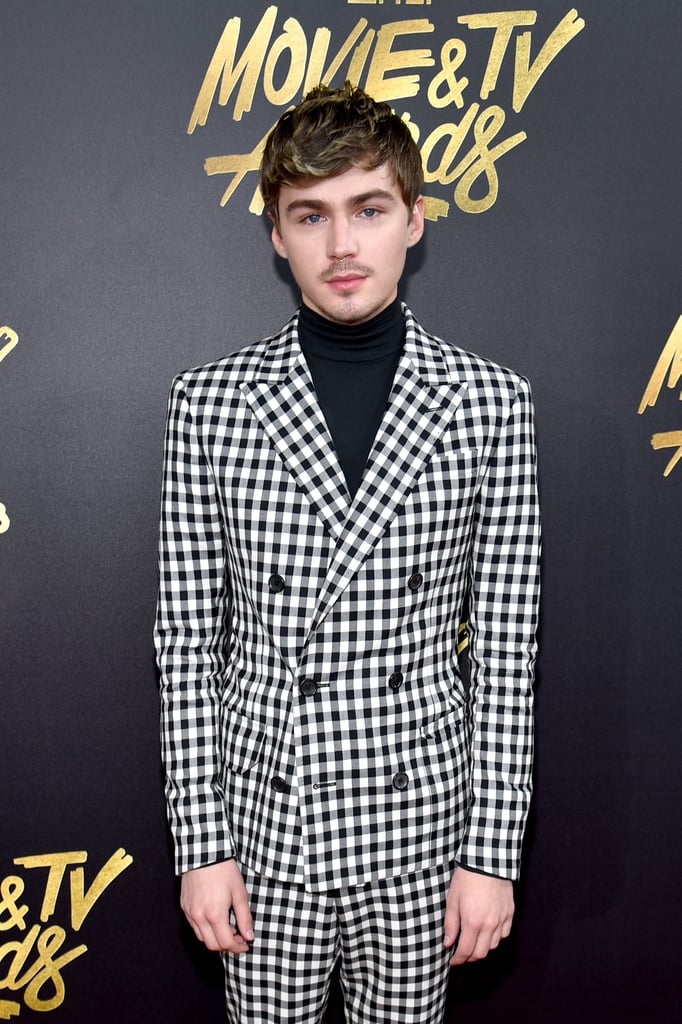 Miles Heizer Checkered Suit at 2017 MTV Movie Awards | POPSUGAR Fashion