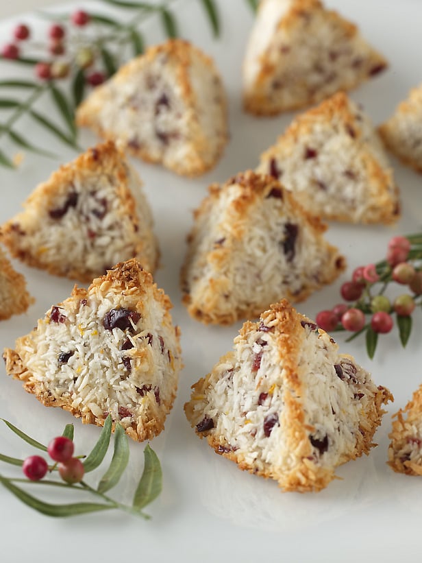 Coconut-Cranberry Macaroon