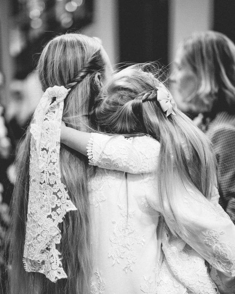 Instead of a Veil, the Bride Tied a Lace Ribbon in Her Hair